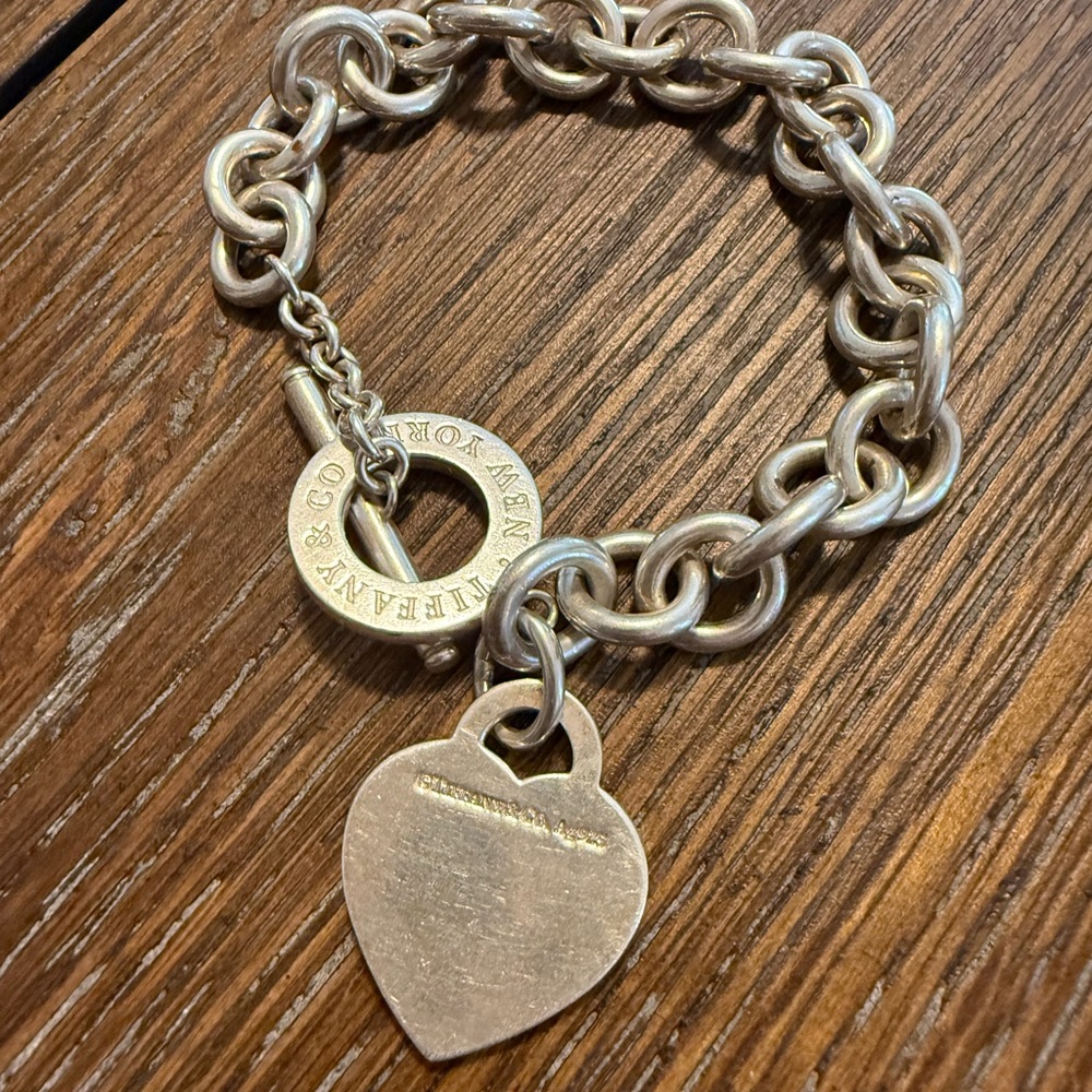 Tiffany & Co. Silver Chain Link Return to Tiffany Bracelet - Picture 3 of 4